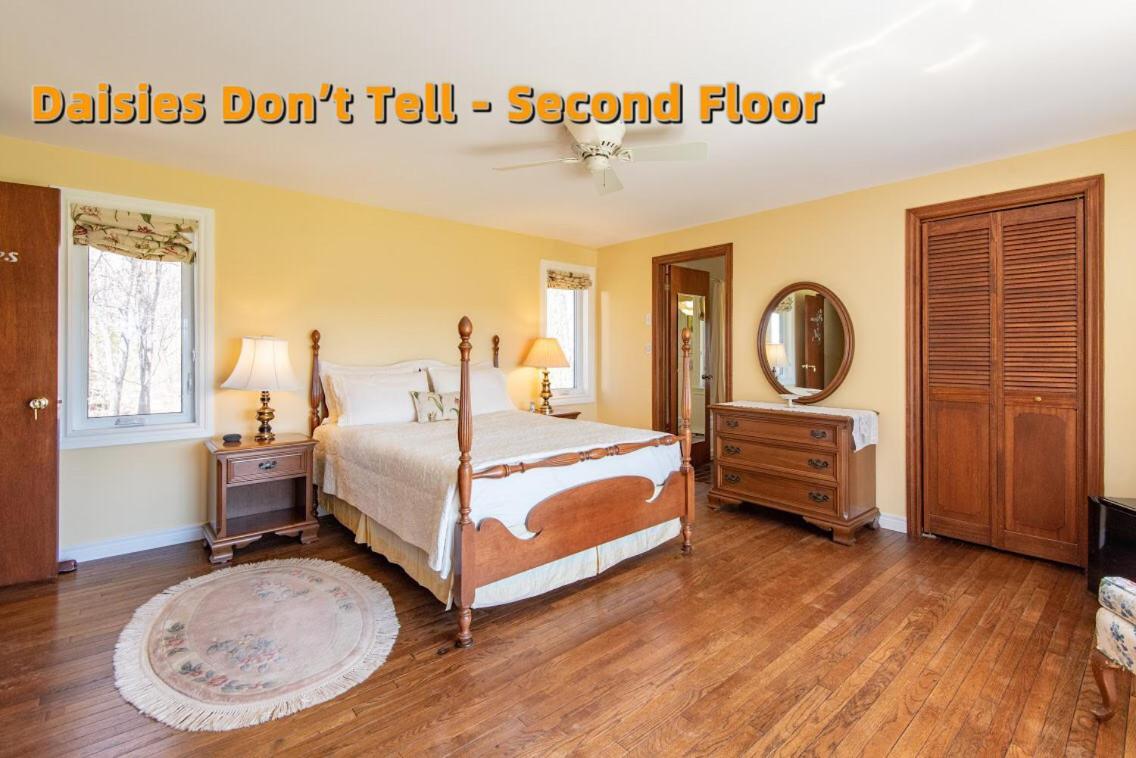 Chez Nous Bed & Breakfast Cornwall Ngoại thất bức ảnh