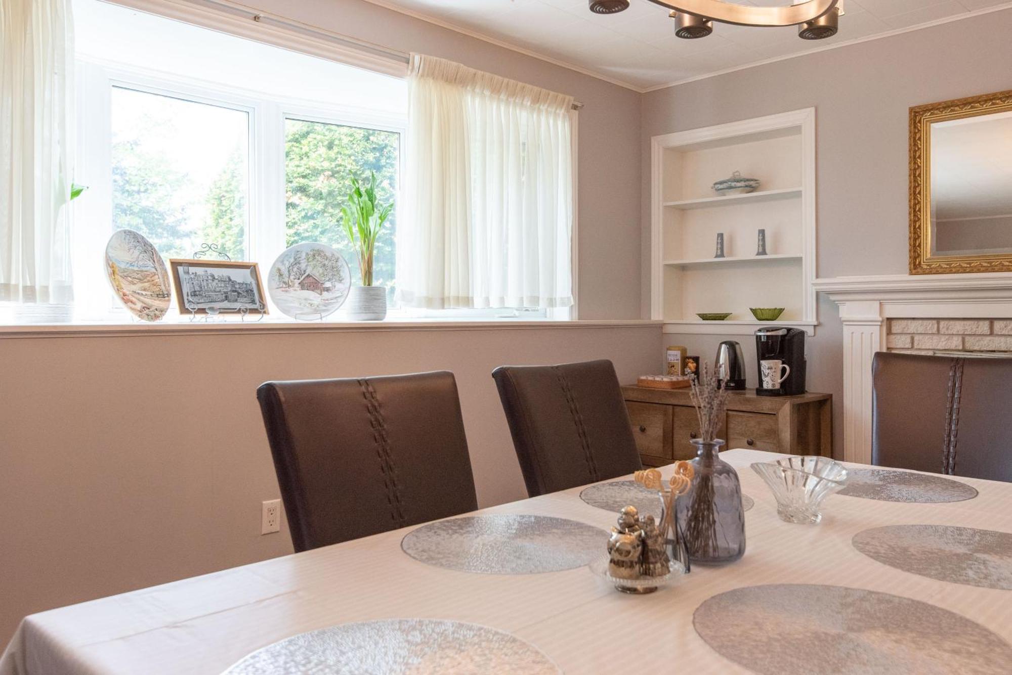Chez Nous Bed & Breakfast Cornwall Ngoại thất bức ảnh