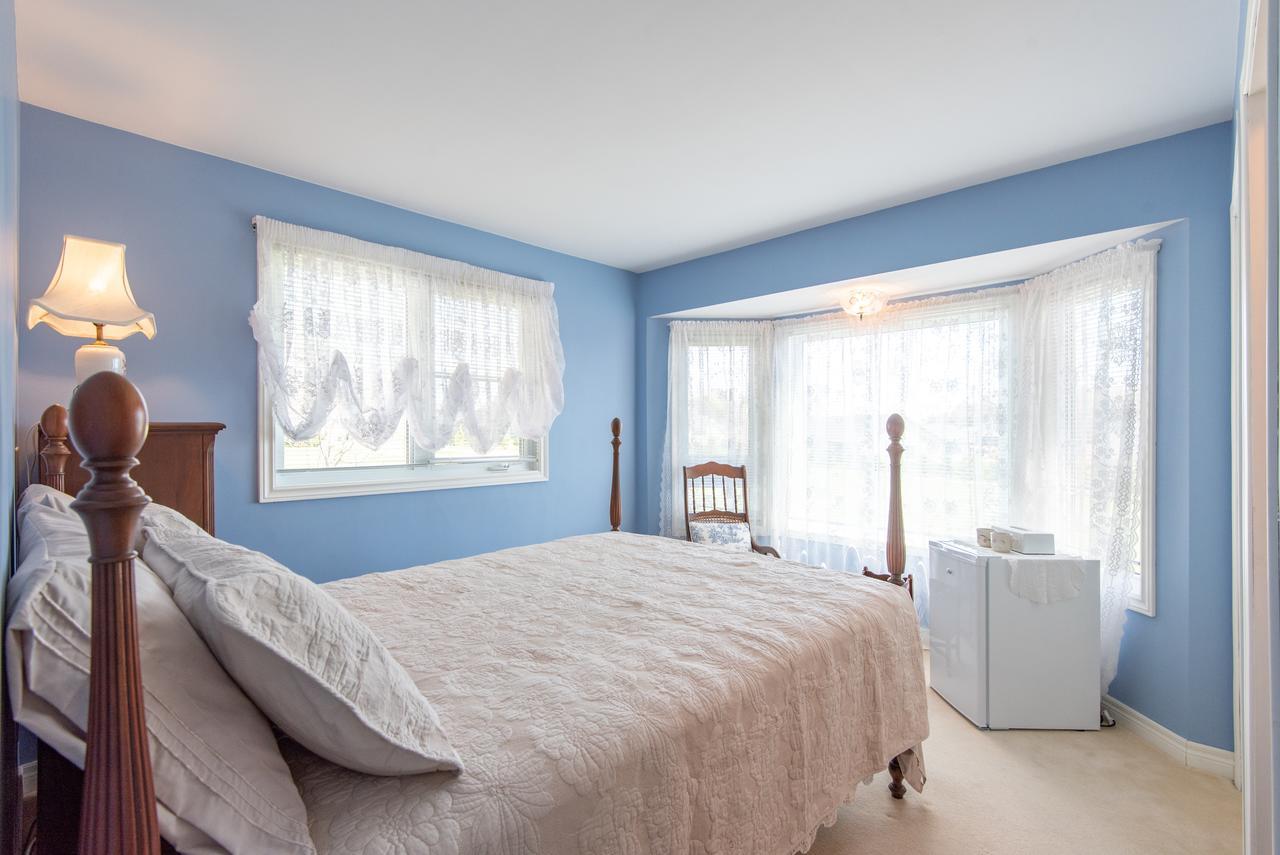 Chez Nous Bed & Breakfast Cornwall Ngoại thất bức ảnh